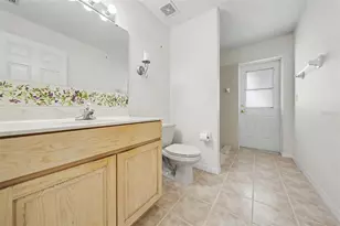 10 Burbank Dr, Palm Coast, FL 32137 - Photo 22