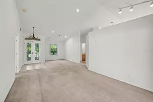 10 Burbank Dr, Palm Coast, FL 32137 - Photo 6