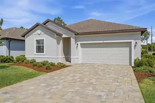 17 Green Cir, Palm Coast, FL 32164 - Photo 2