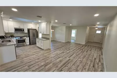 37 Cooper Lane, Palm Coast, FL 32137 - Photo 4