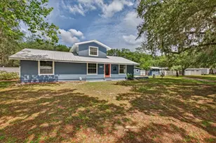 121 Daren Dr E, Palatka, FL 32177 - Photo 1