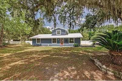 121 Daren Drive E, Palatka, FL 32177 - Photo 2