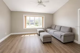 10 Falls Pl, Palm Coast, FL 32137 - Photo 14