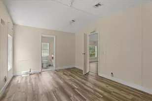 24027 NW 183rd Ave, High Springs, FL 32643 - Photo 8