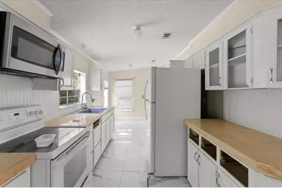 24027 NW 183rd Avenue, High Springs, FL 32643 - Photo 2