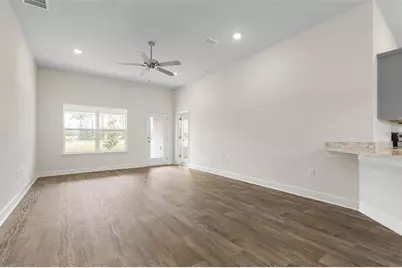 14 Sleeping Beauty Place, Palm Coast, FL 32164 - Photo 4