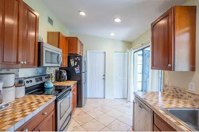 25 Ethan Allen Drive, Palm Coast, FL 32164 - Photo 14