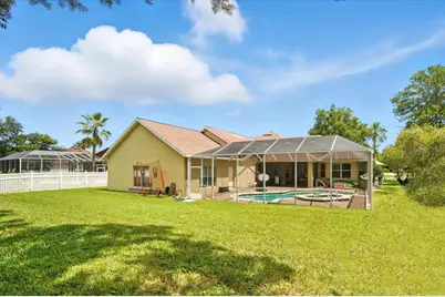 24 Lakeside Place W, Palm Coast, FL 32137 - Photo 4