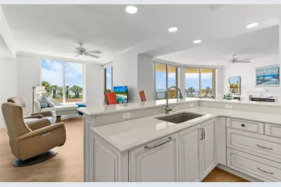20 Porto Mar #202, Palm Coast, FL 32137 - Photo 8