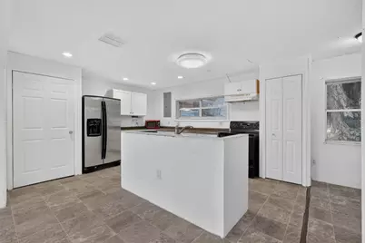 157 W Grandview Drive, East Palatka, FL 32131 - Photo 14
