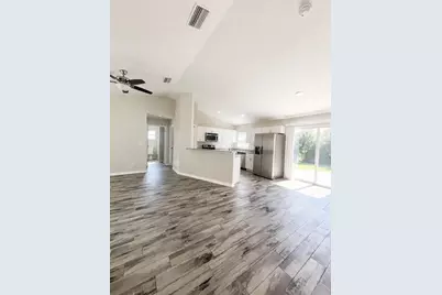 19 Roxbury Lane, Palm Coast, FL 32164 - Photo 2