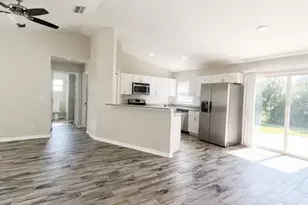 19 Roxbury Ln, Palm Coast, FL 32164 - Photo 2