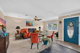 212 Mimosa Dr, Palatka, FL 32177 - Photo 4
