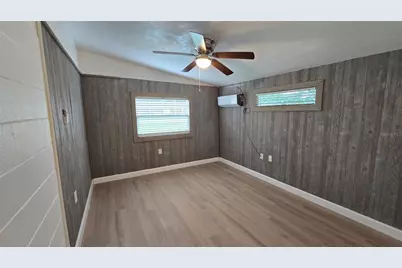 640 N Orange Avenue, Orange City, FL 32763 - Photo 12