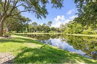 15 Tanglewood Court, Palm Coast, FL 32137 - Photo 4