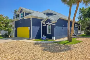2733 S Daytona Ave, Flagler Beach, FL 32136 - Photo 2