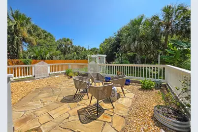 2733 S Daytona Avenue, Flagler Beach, FL 32136 - Photo 10
