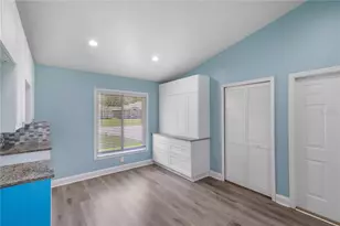 21 Lake Charles Ln, Palm Coast, FL 32137 - Photo 10