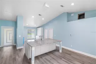 21 Lake Charles Ln, Palm Coast, FL 32137 - Photo 6