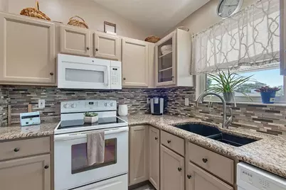 26 Beachside Drive, Palm Coast, FL 32137 - Photo 20
