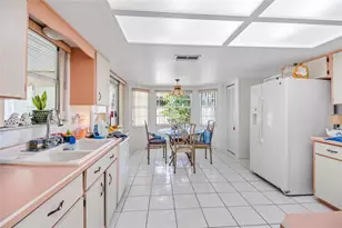 24 Foster Ln, Palm Coast, FL 32137 - Photo 10