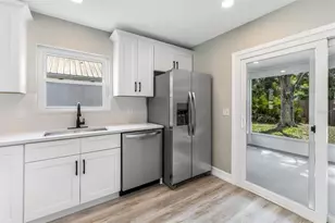 17 Wood Ash Ln, Palm Coast, FL 32164 - Photo 10