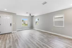 17 Wood Ash Ln, Palm Coast, FL 32164 - Photo 4