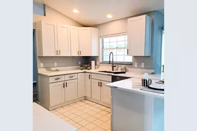 18 Westcliffe Lane, Palm Coast, FL 32164 - Photo 2