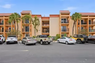 8921 Blind Pass Rd, Saint Pete Beach, FL 33706 - Photo 24