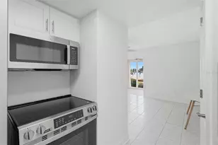 8921 Blind Pass Rd, Saint Pete Beach, FL 33706 - Photo 8