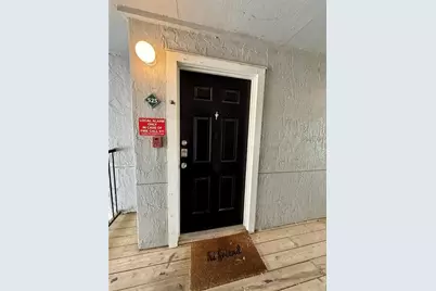 3705 SW 27th Street #525, Gainesville, FL 32608 - Photo 2
