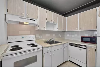925 N Halifax Avenue #710, Daytona Beach, FL 32118 - Photo 12