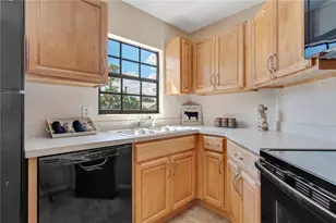 100 Coral Reef Ct N, Palm Coast, FL 32137 - Photo 8