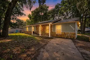 2308 NE 35th St, Ocala, FL 34479 - Photo 2