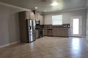 7 Empire Ln, Palm Coast, FL 32164 - Photo 4