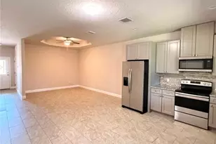 39 Providence Ln, Palm Coast, FL 32164 - Photo 2