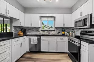 34 Lake Fairgreen Cir, New Smyrna Beach, FL 32168 - Photo 10
