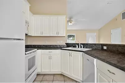9 Lytton Lane, Palm Coast, FL 32137 - Photo 14