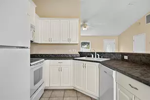 9 Lytton Ln, Palm Coast, FL 32137 - Photo 14