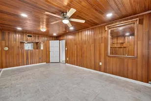 131 Dunn Ave, San Mateo, FL 32187 - Photo 8