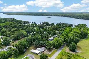 131 Dunn Ave, San Mateo, FL 32187 - Photo 44
