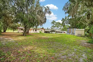 131 Dunn Ave, San Mateo, FL 32187 - Photo 32