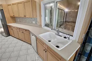 2 Windermere Pl, Palm Coast, FL 32164 - Photo 18