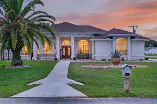 2 Forge Ln, Palm Coast, FL 32137 - Photo 2
