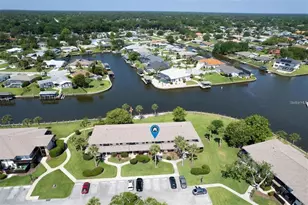 44 Club House Dr, Palm Coast, FL 32137 - Photo 1