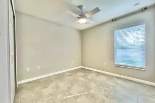 8 Linda Pl, Palm Coast, FL 32137 - Photo 10