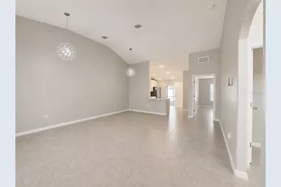 8 Linda Place #B, Palm Coast, FL 32137 - Photo 4