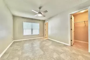 8 Linda Pl, Palm Coast, FL 32137 - Photo 12