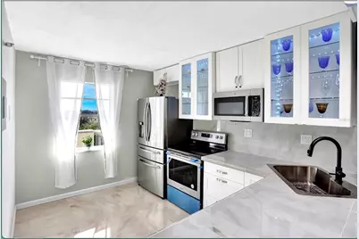 3940 Inverrary Boulevard #703A, Lauderhill, FL 33319 - Photo 14