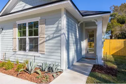 102 Orange Tree Road, East Palatka, FL 32131 - Photo 2